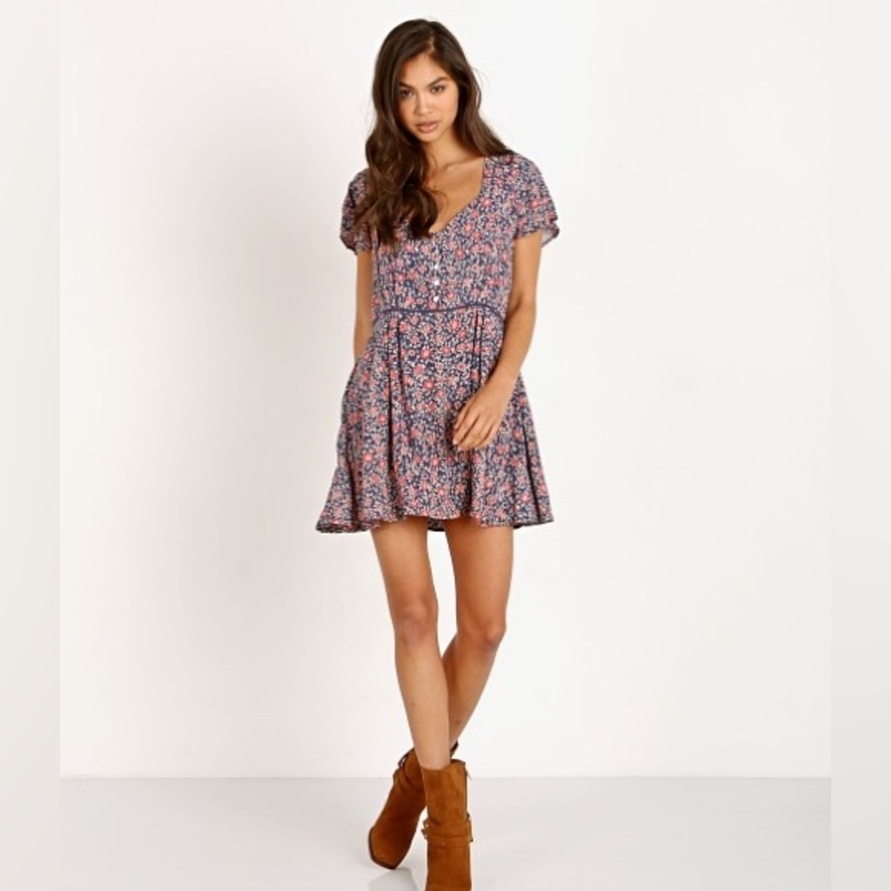 Spell & The Gypsy Jasmine 90’s Mini Dress